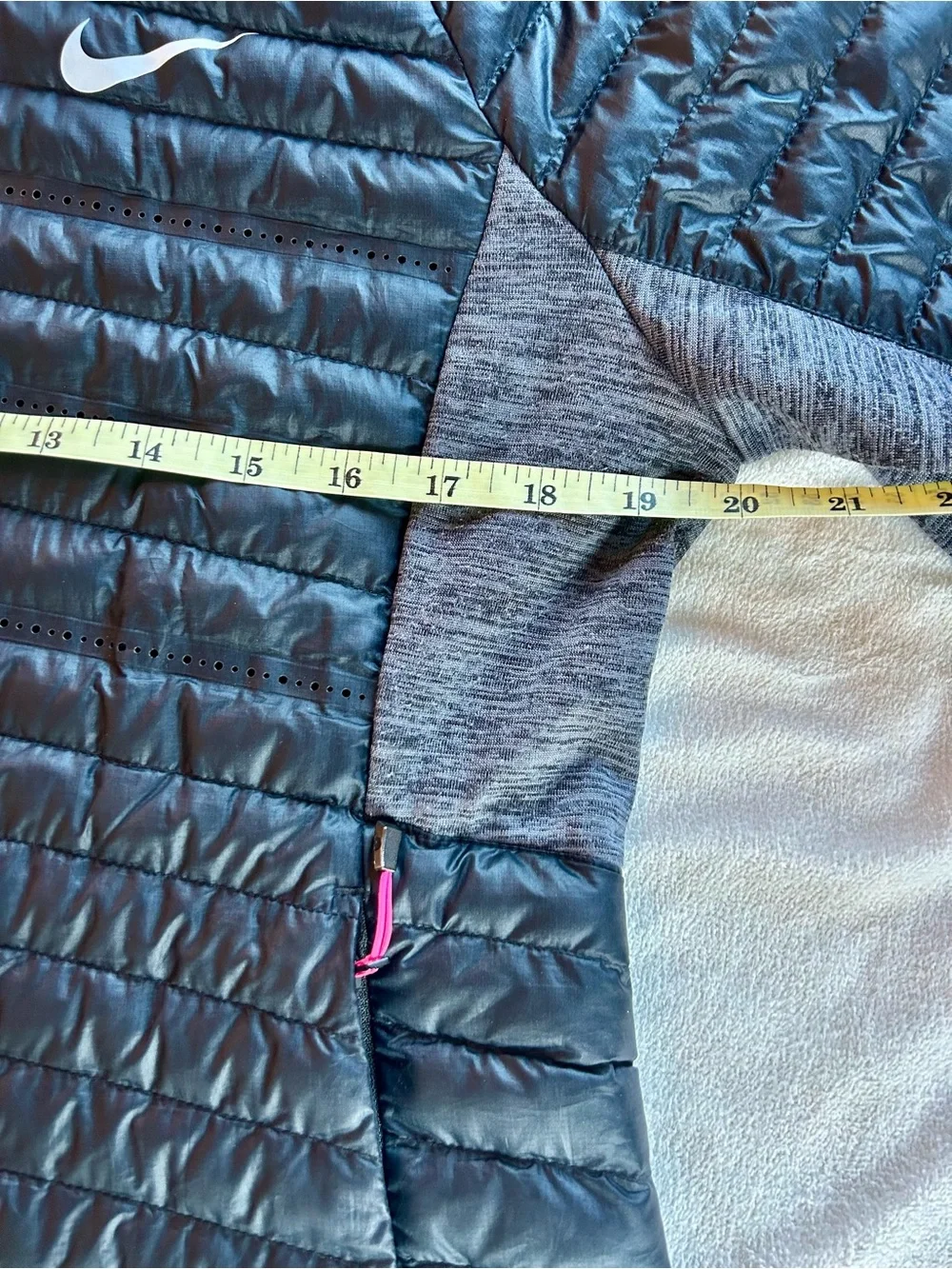 Nike Golf Aeroloft Black Quilted Puffer Jacket Sz M EUC